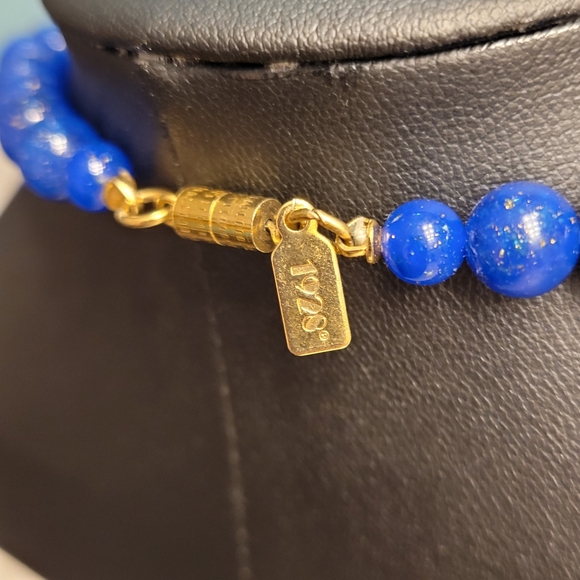 1928 Blue & Red Beaded Necklace Antiqued Gold-tone Sparkling Faux Lapis Pendant - Picture 3 of 15